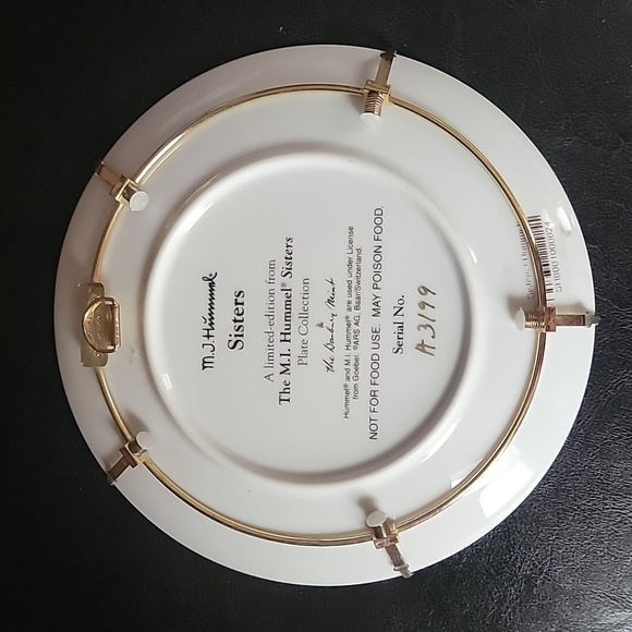 Danbury Mint Sisters Collector Plate - Picture 4 of 5